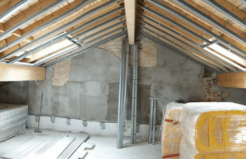 travaux d’isolation des combles avec ossature métallique dans les Landes (40, 64)