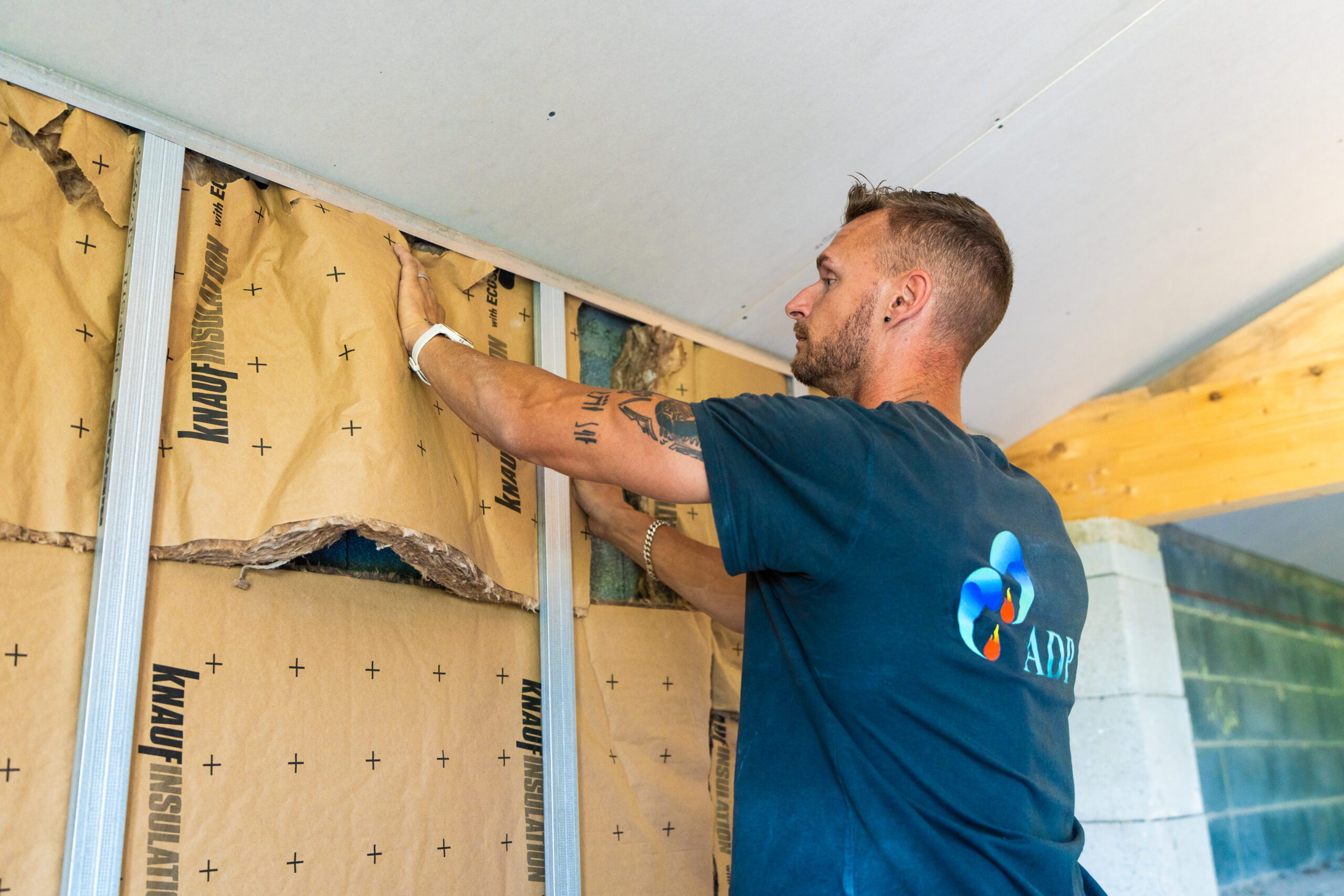 isolation des murs par l’intérieur avec pose d’isolant par un artisan dans les Landes à Dax